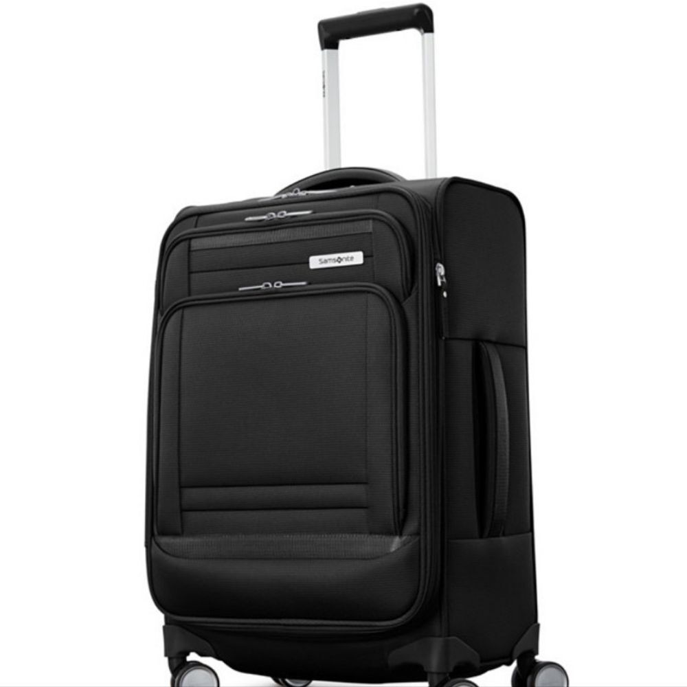 Samsonite Lite Lift Soft Side 20" Carry-On Spinner Luggage